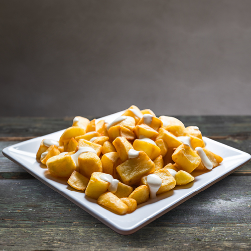 Patatas alioli grandes